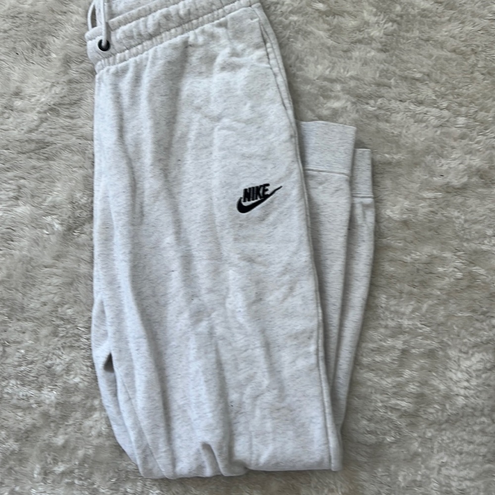 White Nike sweatpants